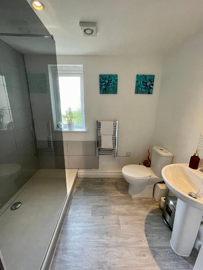 Empire Serviced Apartments Hinckley Esterno foto